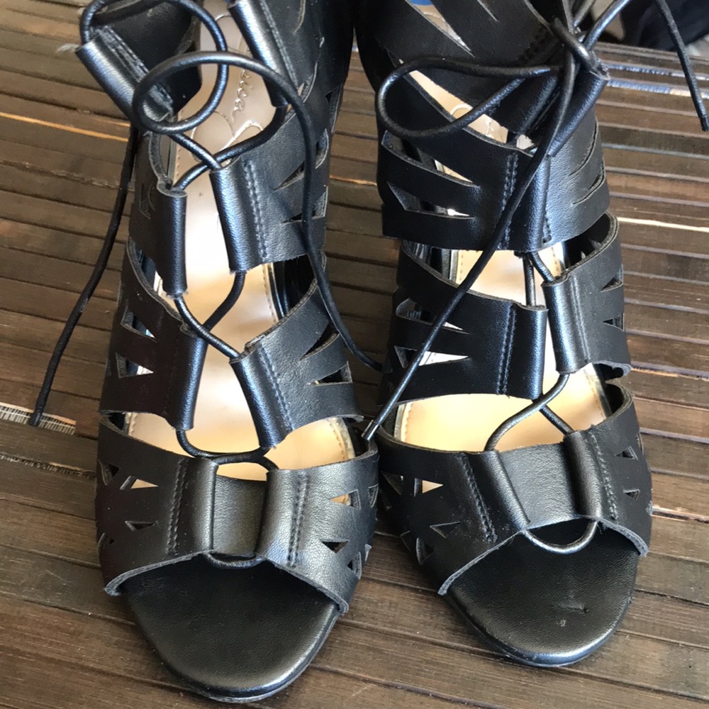 {$15 BUNDLED} JESSICA SIMPSON Black Faux Leather Open Toe Heels - Picture 3 of 12